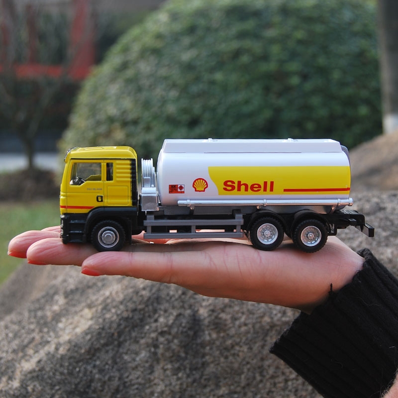 Người Đàn Ông Bình Dầu Xe Tải  - đánh giá và giá Shelly
