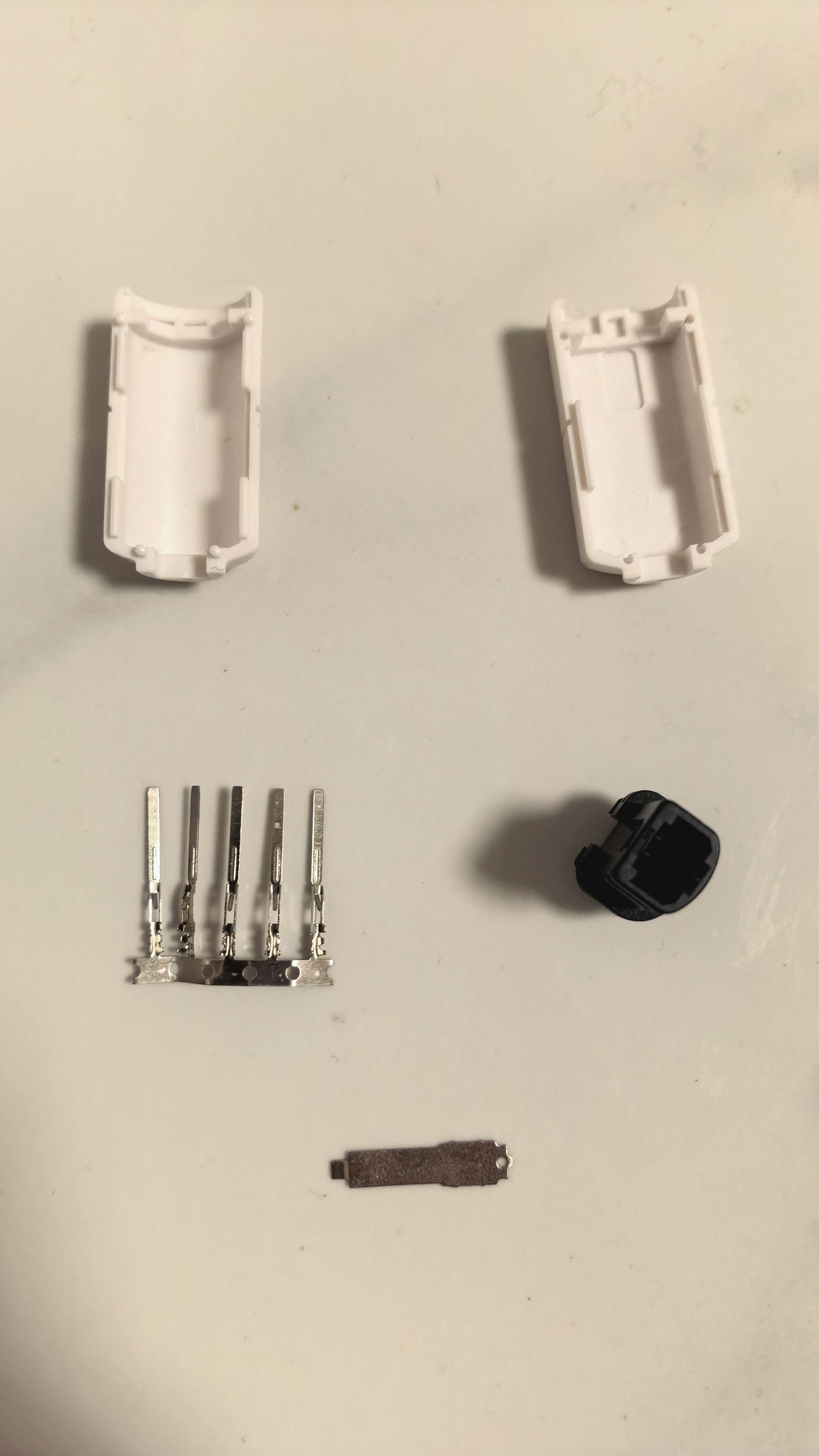One Set Male connector  for Se - đánh giá và giá Shelly Plug